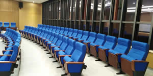 廣州華南理工大學禮堂椅圖片